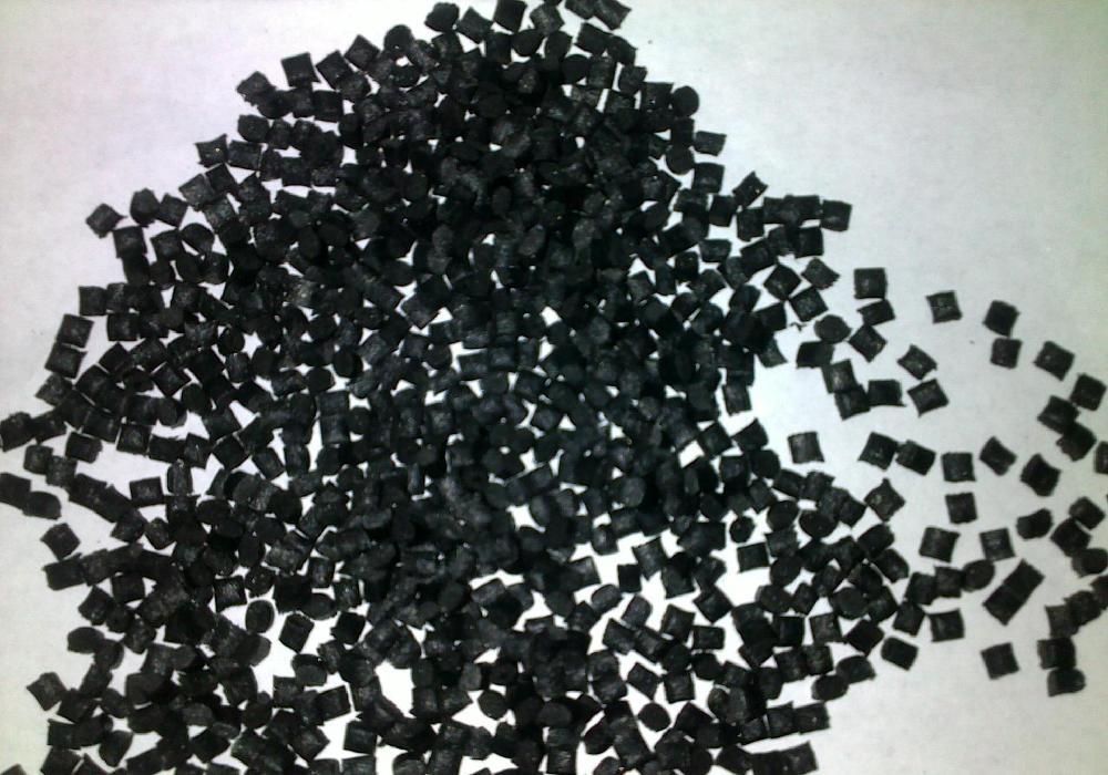 改性尼龍和滌綸哪種性能更好?